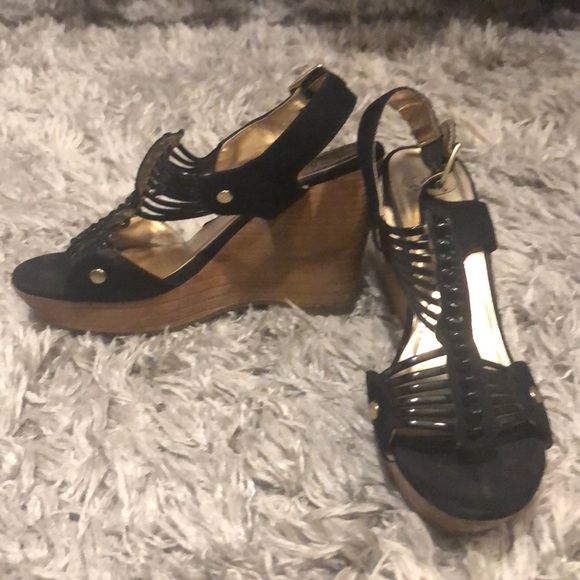 Wedges - Picture 2 of 3